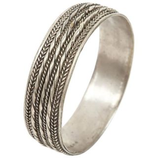 Elegant Tuareg-Inspired Silver Bracelet with Geometric Decorations - Handcrafted Moroccan Accessory