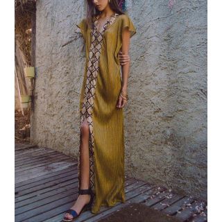 Exquisite Moroccan Embroidered Kaftan Dress - Bohemian Chic Style