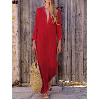 Moroccan Kaftan Dress with Unique Embroidery Pattern