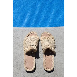 Rustic Eco-Friendly Straw Sandals - Lightweight & Durable