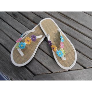 Eco-Friendly Straw Sandals 035 - Sustainable Style & Comfort