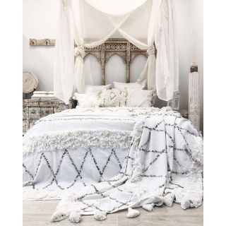 Moroccan Wedding Blanket - Premium Wool Handcrafted with Fringe