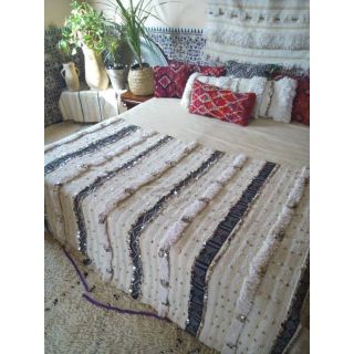 Premium Handcrafted Moroccan Pom Pom Blanket - 100% Cotton