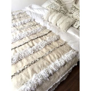Handloomed Moroccan Wedding Blanket - Bohemian Luxury Wool Cotton Blanket
