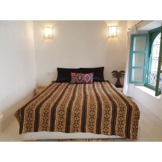 Handwoven Moroccan Wool Blanket | Traditional Patterns, Customizable Dimensions