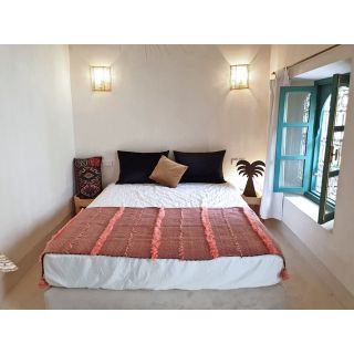 Moroccan Handwoven Wool Blanket with Stripe Pattern