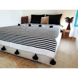 Moroccan Pom Pom Blanket | Handmade Wool Throw