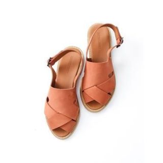 Elegant Leather Sandals | Handcrafted for Comfort & Style