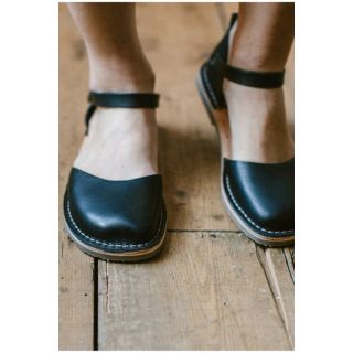 Classic Leather Sandals for Stylish Comfort