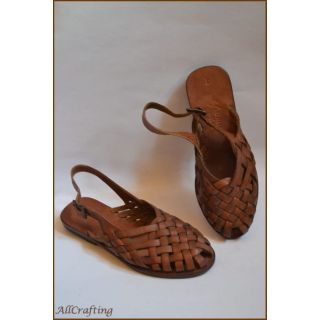 Elegant Leather Sandals for Timeless Style