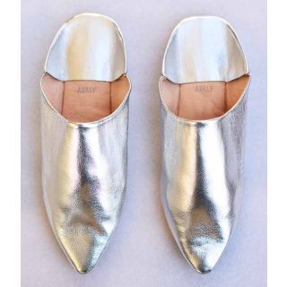 Luxurious Leather Moroccan Slippers for Elegant Comfort