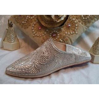Luxury Handcrafted Moroccan Leather Slippers - Comfort & Style