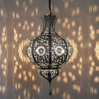 Moroccan Handcrafted Black Metal Pendant Lamp - Vintage Charm & Intricate Patterns