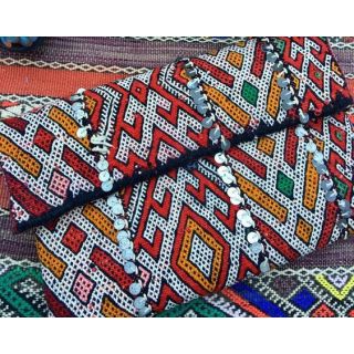 Chic Straw Clutch - Sophisticated Woven Design