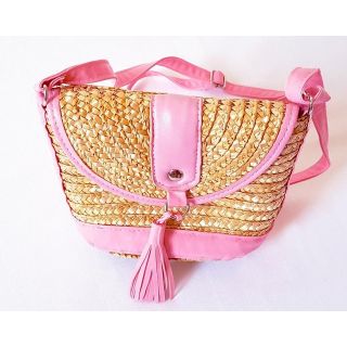 Eco-Friendly Handwoven Straw Clutch for Ethical Fashion