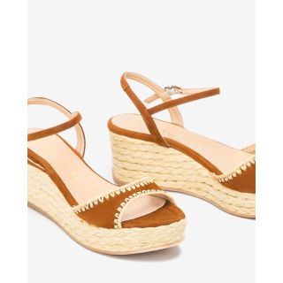 Straw Sandals 010 - Eco-Friendly Summer Footwear