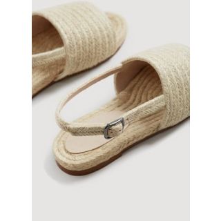 Eco-Friendly Handcrafted Straw Sandals for Sustainable Style