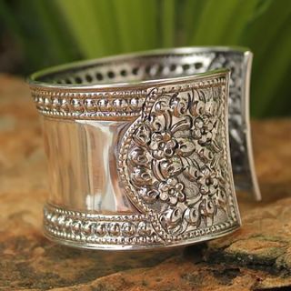 Moroccan Tuareg Berber Silver Geometric Bracelet - Handcrafted Ethnic Charm