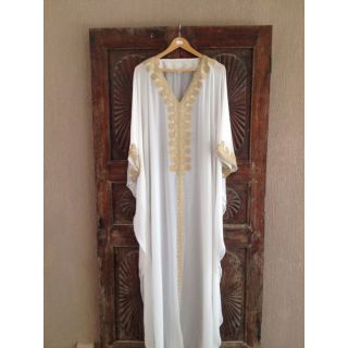 Handcrafted Moroccan Embroidered Kaftan | Bohemian Style