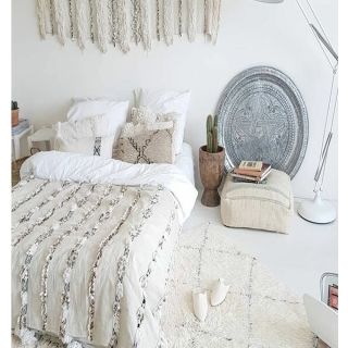 Handwoven Moroccan Glitter Accent Wool Blanket