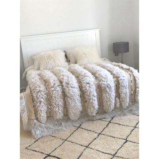 Luxurious White Moroccan Wedding Blanket - 100% Wool Bohemian Design