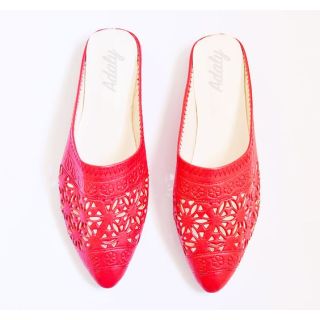 Luxury Handcrafted Leather Slippers | Moroccan Style