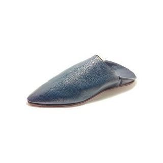 Luxurious Moroccan Leather Slippers for Ultimate Comfort.