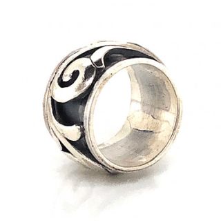 Handmade Berber-inspired Moroccan Rings with Unique Colors and Patterns