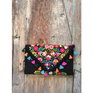 Chic Straw Clutches | Lightweight & Elegant Summer Accessory