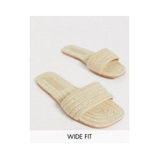 Eco-Friendly High-Quality Straw Sandals for Summer Chic.