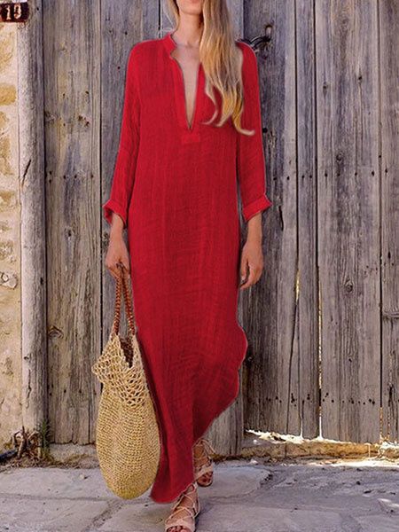 Moroccan Kaftan Dress with Unique Embroidery Pattern