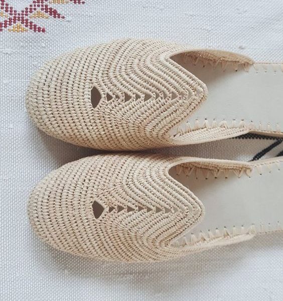 Eco-Friendly Handcrafted Straw Sandals - Sustainable Summer Style