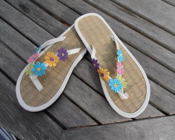 Eco-Friendly Straw Sandals 035 - Sustainable Style & Comfort