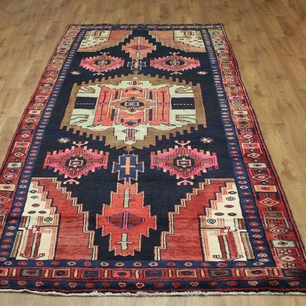 Handwoven Moroccan Berber Wool Rug - Tribal Artistry