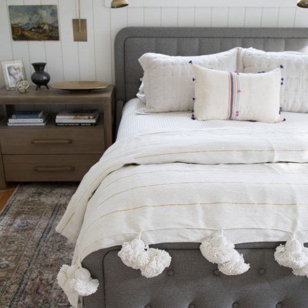 Moroccan White Pom Pom Cotton Blanket