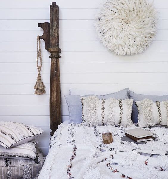 Moroccan Cotton Blanket - Artisan-Crafted Bohemian-Inspired Piece