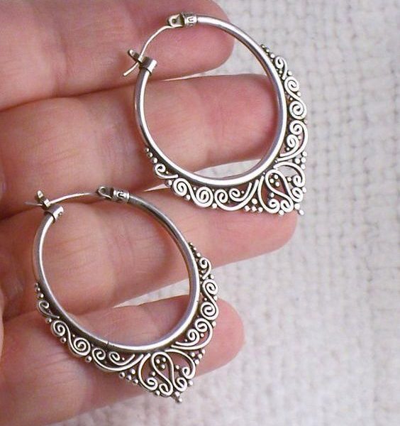 Moroccan Tuareg Berber Geometric Earrings - Handcrafted Ethnic Elegance.