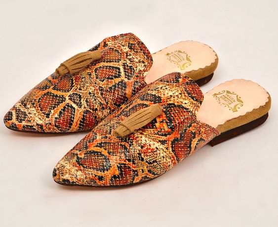 Luxurious Moroccan Leather Slippers with Cushioned Insole