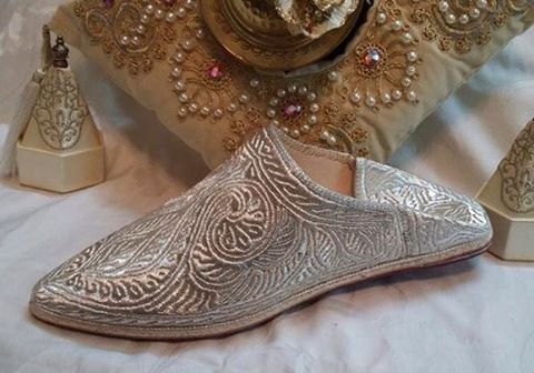 Luxury Handcrafted Moroccan Leather Slippers - Comfort & Style