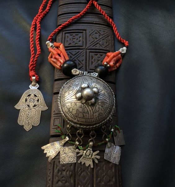 Moroccan Tuareg Berber Geometric Necklace - Handcrafted Ethnic Elegance
