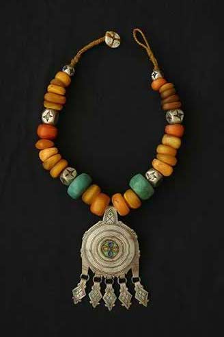 Moroccan Tuareg Berber Geometric Necklace - Handcrafted Ethnic Charm