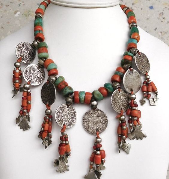 Moroccan Tuareg Berber Geometric Necklace - Handcrafted Cultural Beauty