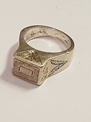 "Handcrafted Moroccan Tuareg Berber Rings - Vibrant Colors and Intricate Designs"
