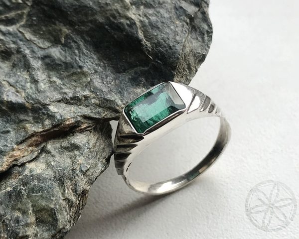 Unique Moroccan Tuareg Berber Handcrafted Rings with Intricate Designs & Vibrant Colors