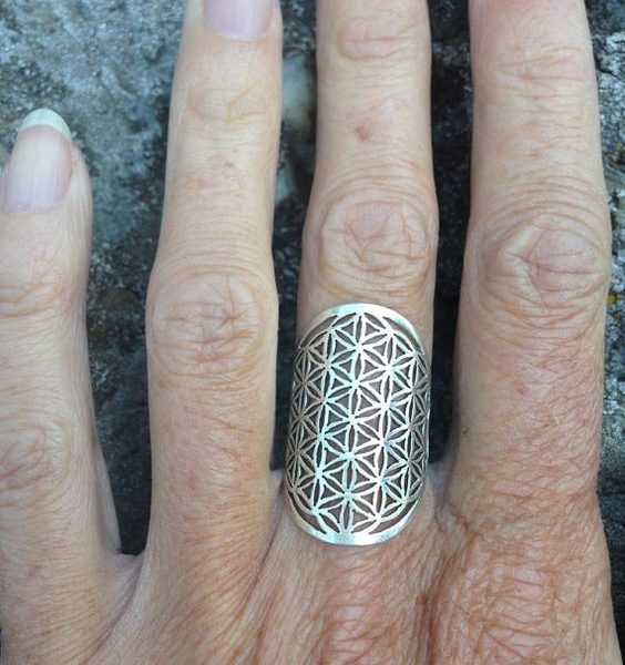 Vibrant Moroccan Tuareg Berber Rings 105 - Handmade Ethnic Jewelry from Morocco