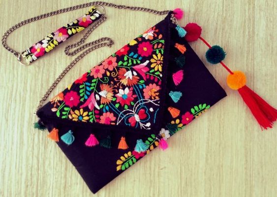 Eco-Friendly Straw Clutch Handbag - Rustic Charm for Any Occasion