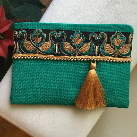 Straw Clutches 056 - Premium Natural Elegance & Functionality