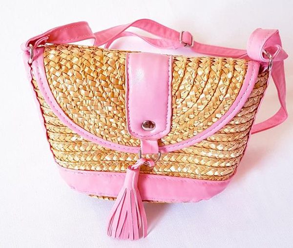 Eco-Friendly Handwoven Straw Clutch for Ethical Fashion